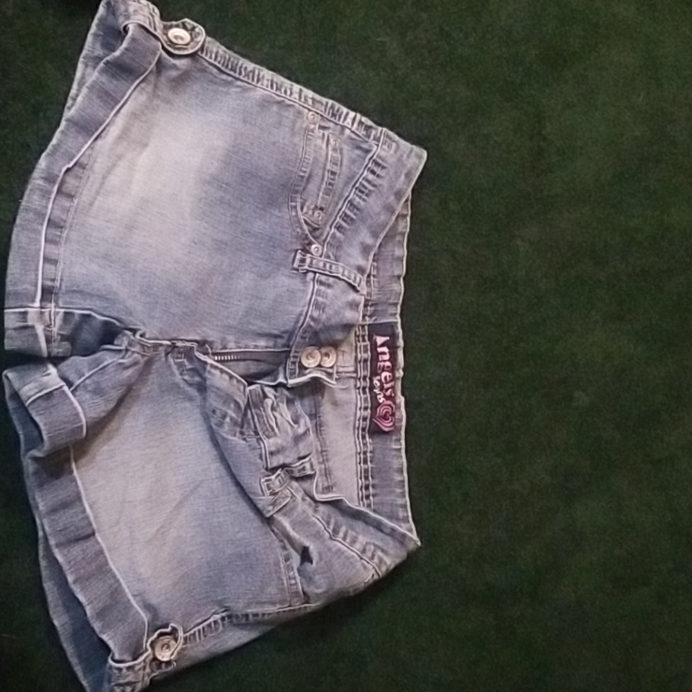 Angel's Jean shorts